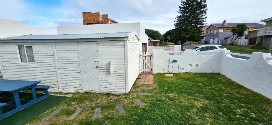 3 Bedroom Property for Sale in Kleinbaai Western Cape
